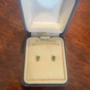 Genuine Emerald 10 KT Gold Studs